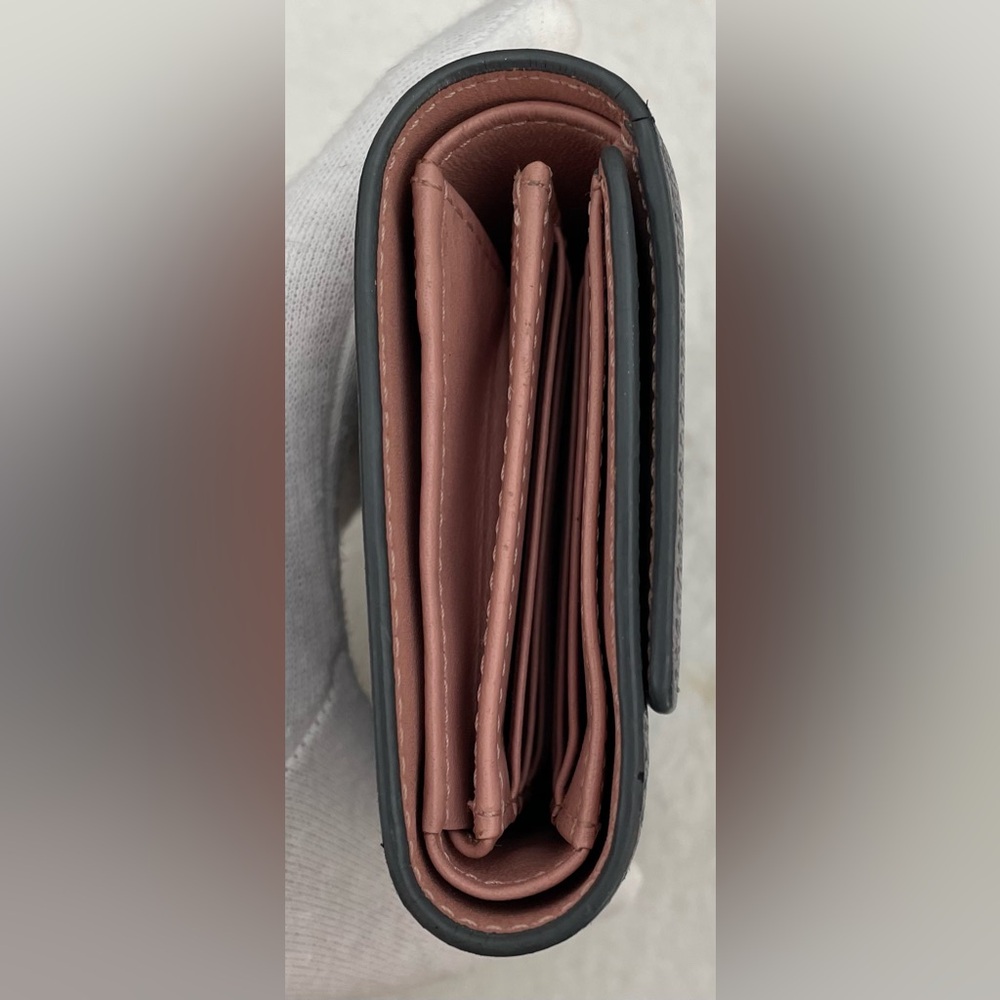 MCM Authentic Blue-Grey Leather Wallet with Pink Interior and Gold Emblem - Picture 4 of 16